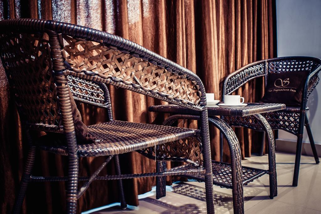 The Signature Inn Бангалор Стая снимка