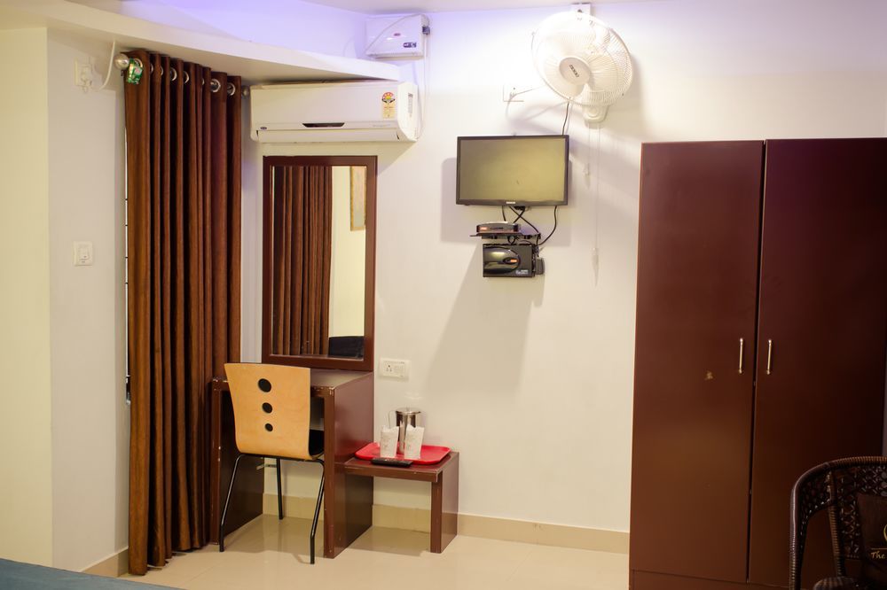 The Signature Inn Бангалор Екстериор снимка